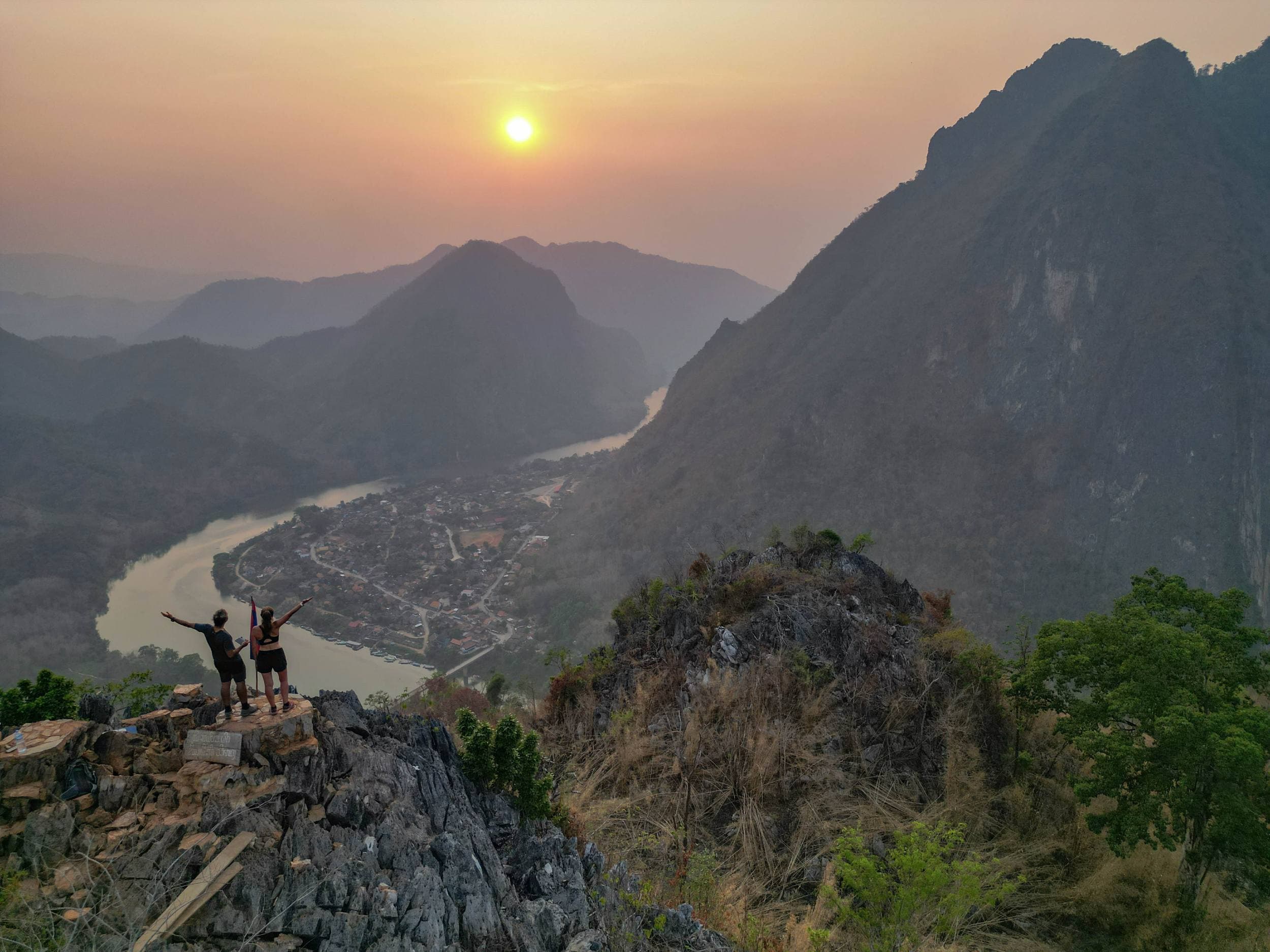 Nong Khiaw,
Muang Ngoy